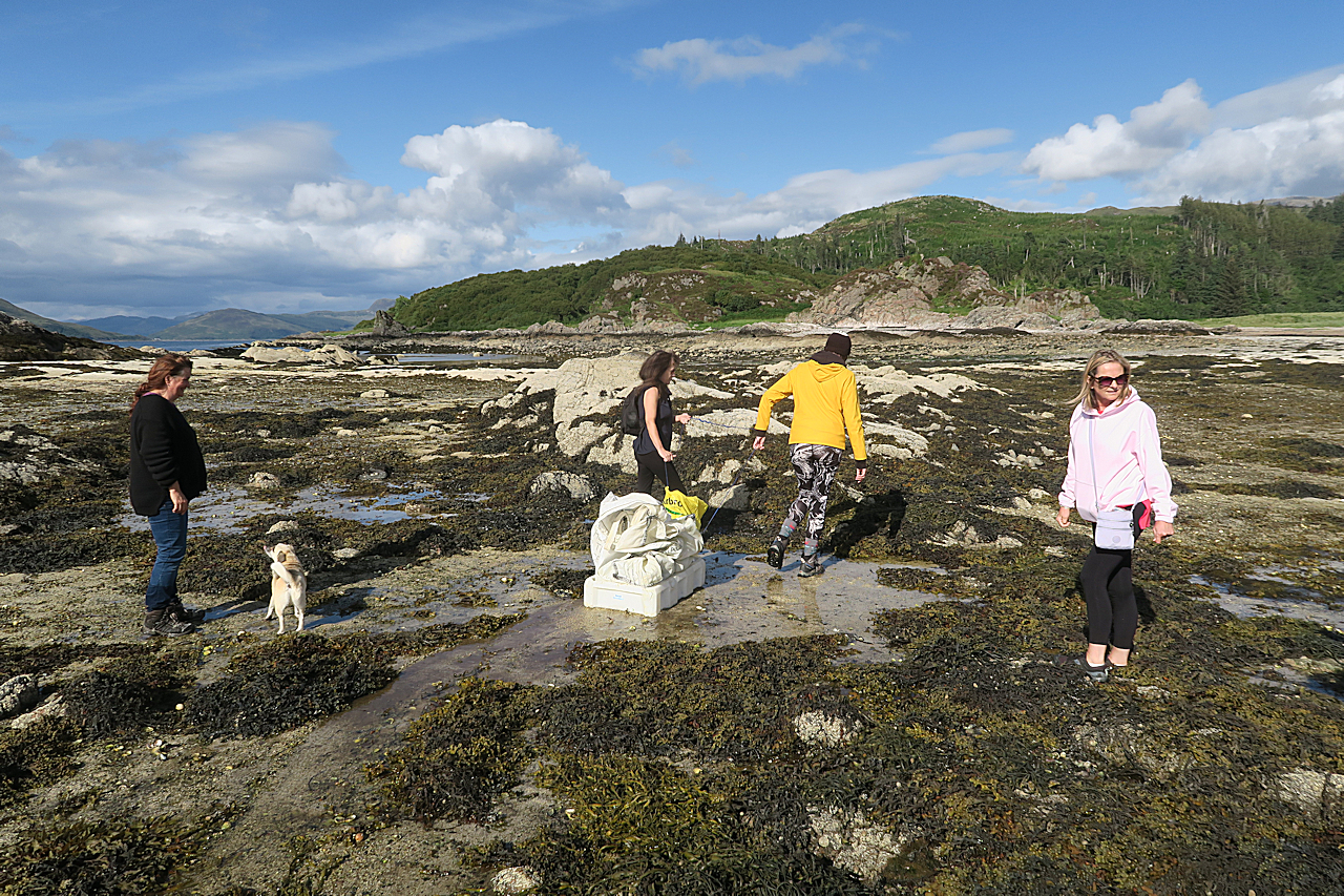 Sandaig beach clean 2a