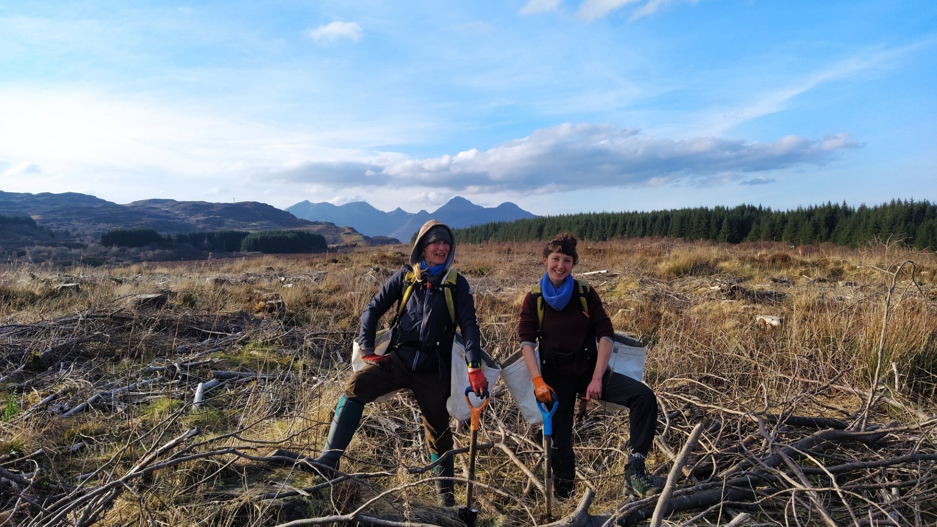 PLanting team 2024 (1) b